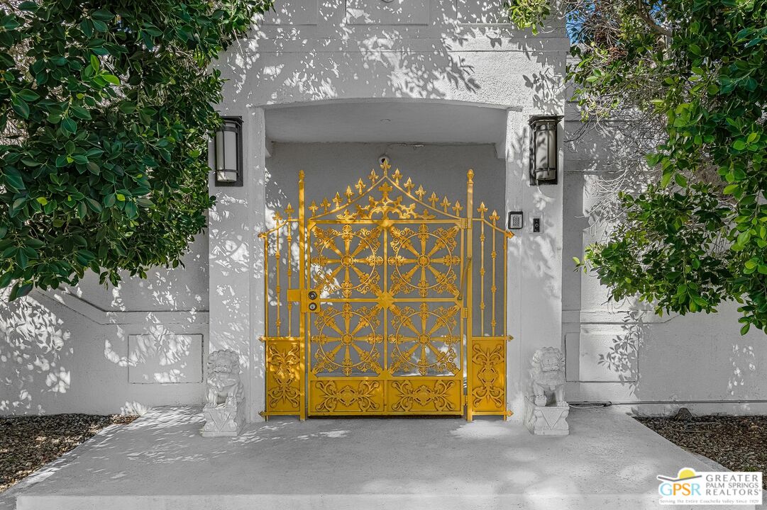 690 West Stevens Road Palm Springs, CA 92262 - Photo 2 of 35