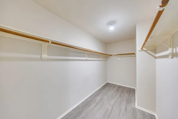 $2,100 | 627 Regal Hollow Lane, Houston, TX 77073