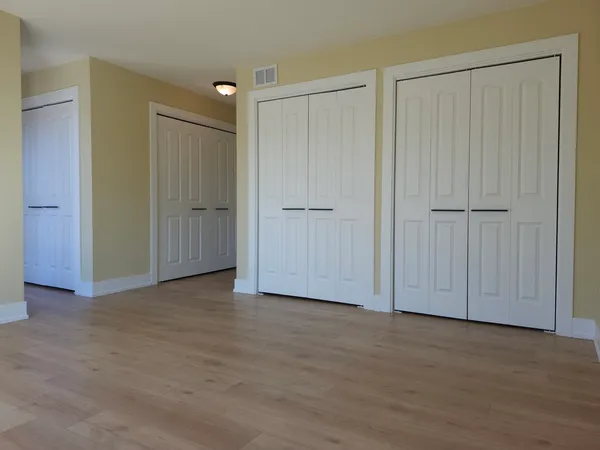 $319,000 | 27 Sorrento Drive, Palos Heights, IL 60463