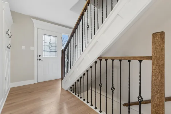 $319,000 | 27 Sorrento Drive, Palos Heights, IL 60463