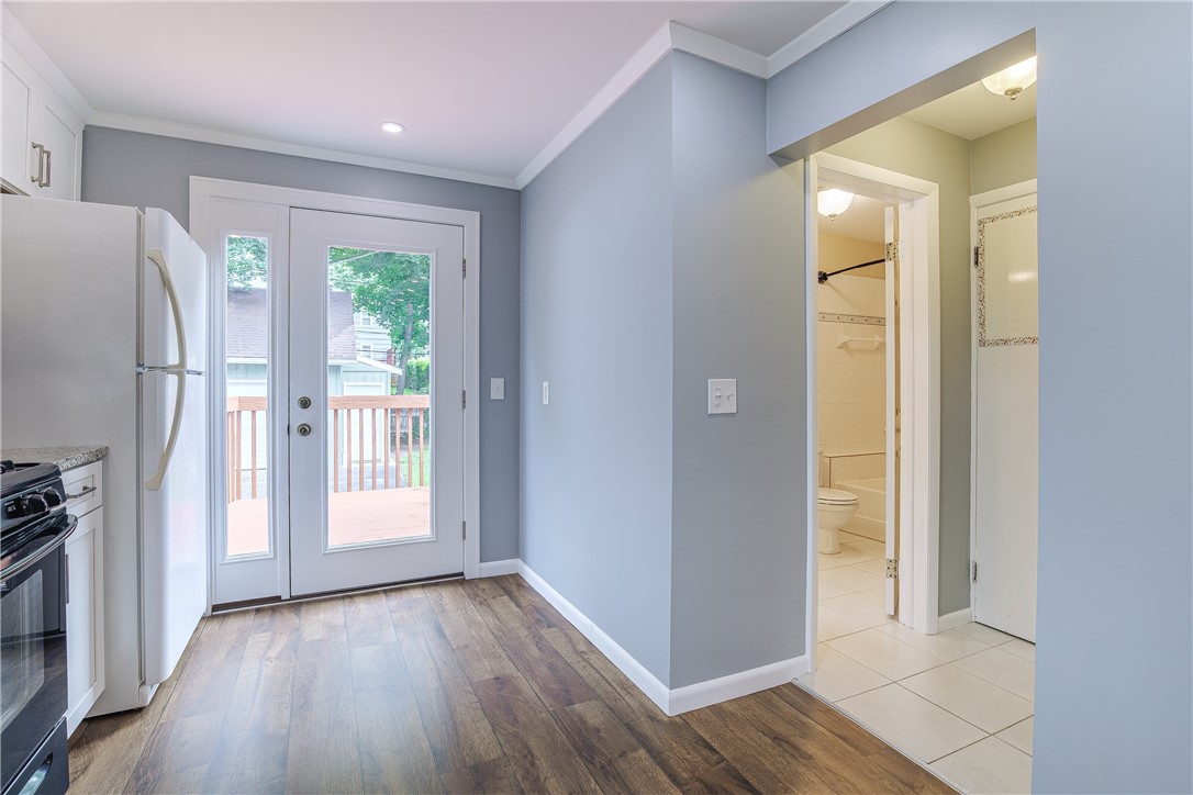 210 Laurelton Road Irondequoit, NY 14609 - Photo 18 of 50