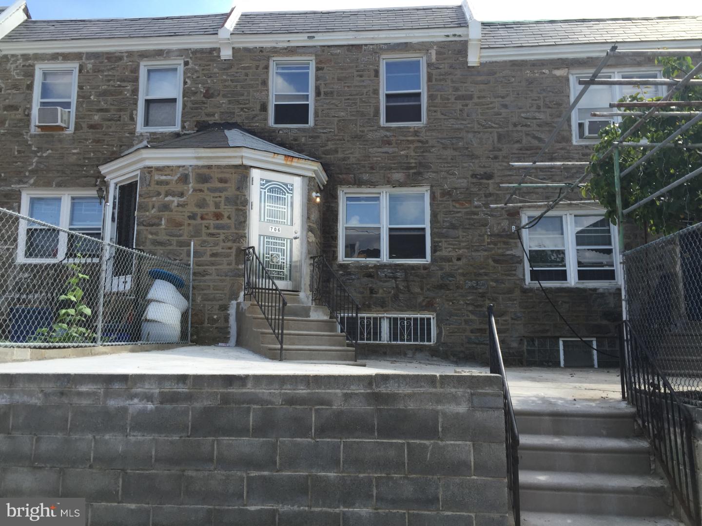 706 Marley Road Philadelphia, PA 19124 - Photo 1 of 15 Gallery Image 1