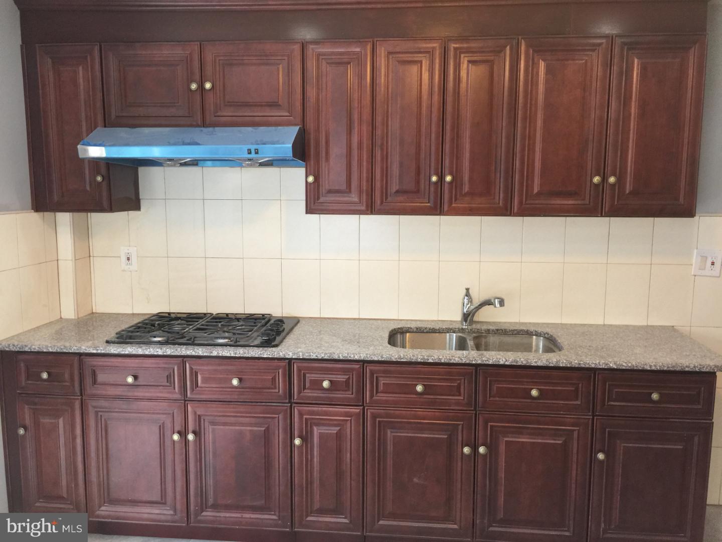 706 Marley Road Philadelphia, PA 19124 - Photo 6 of 15 Gallery Image 6