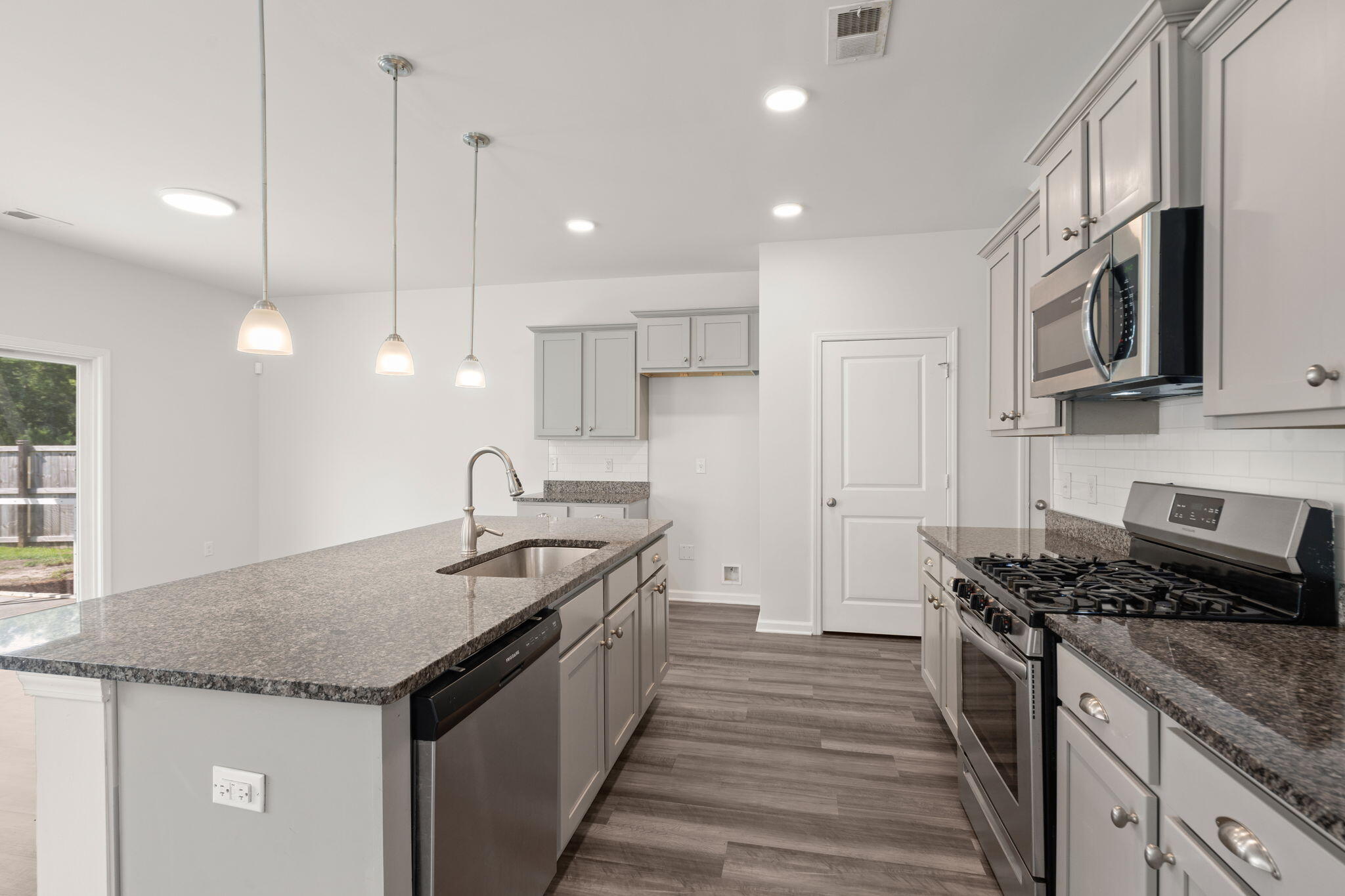 4981 Paddy Field Way Ladson, SC 29456 - Photo 14 of 35 14