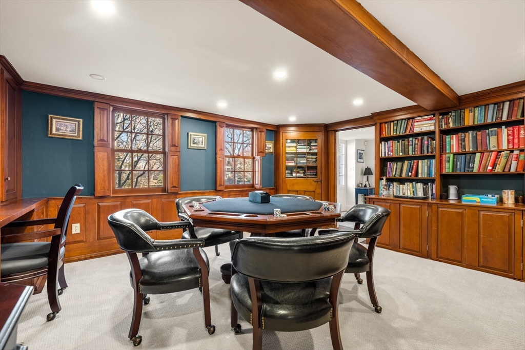 151 Oakland Street Wellesley, MA 02481 - Photo 15 of 42