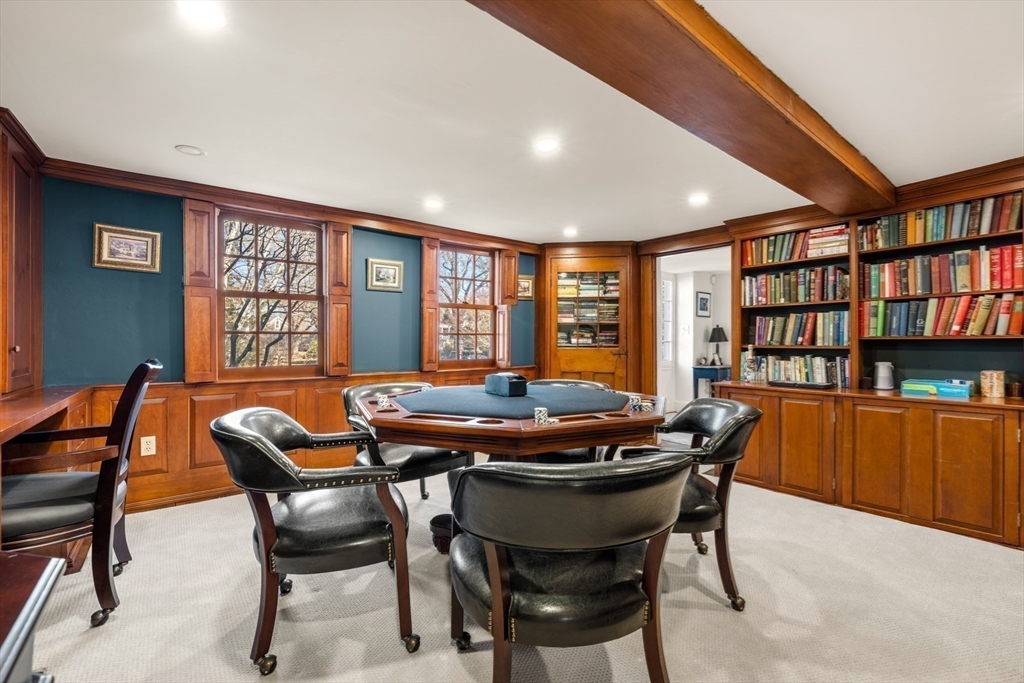 151 Oakland Street Wellesley, MA 02481 - Photo 15 of 42