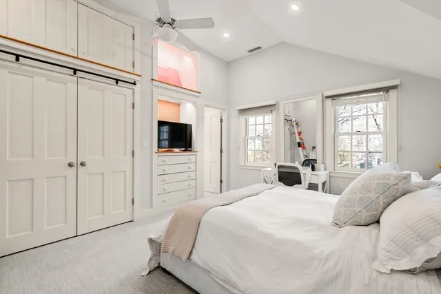 $4,950,000 | 151 Oakland Street, Wellesley, MA 02481