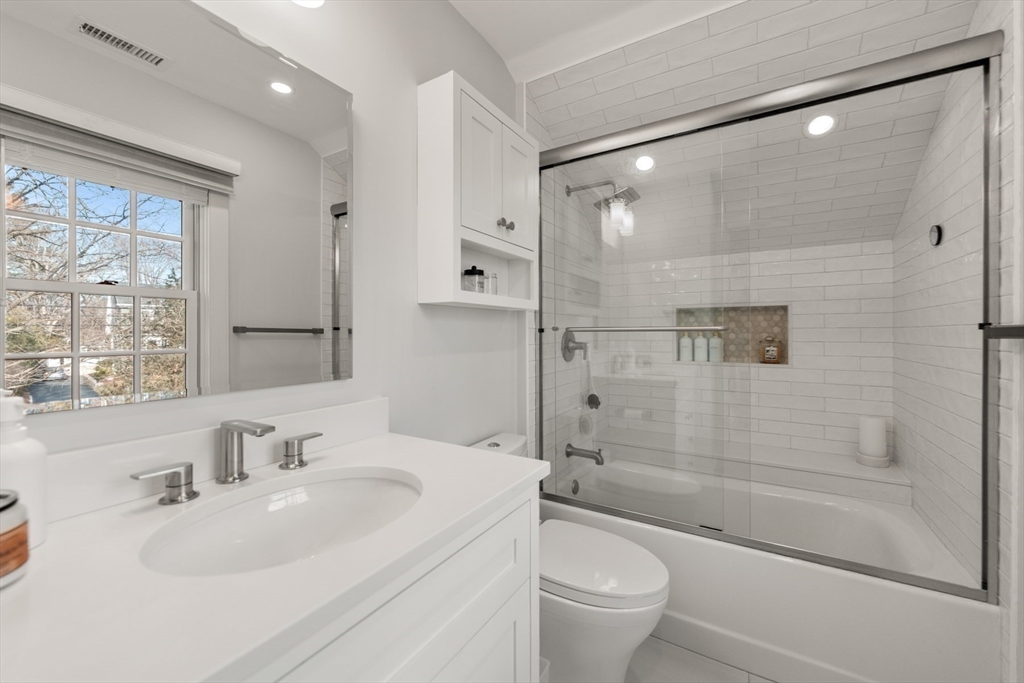 151 Oakland Street Wellesley, MA 02481 - Photo 22 of 42