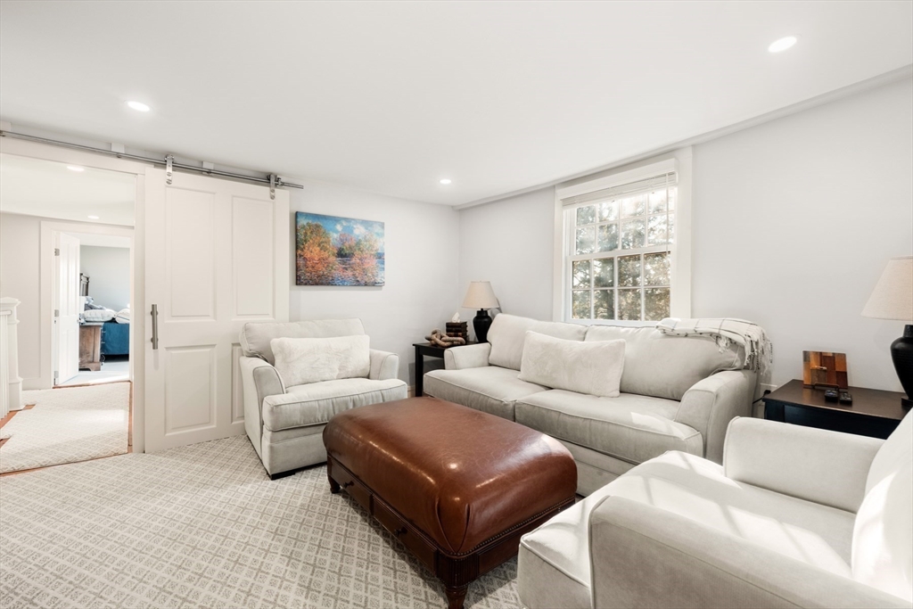 151 Oakland Street Wellesley, MA 02481 - Photo 23 of 42