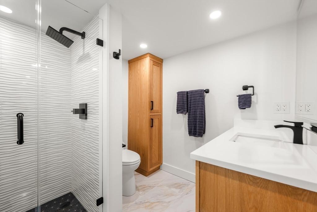 151 Oakland Street Wellesley, MA 02481 - Photo 27 of 42