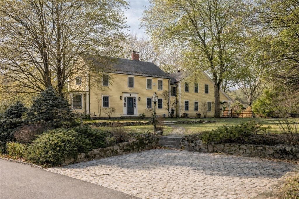 151 Oakland Street Wellesley, MA 02481 - Photo 3 of 42