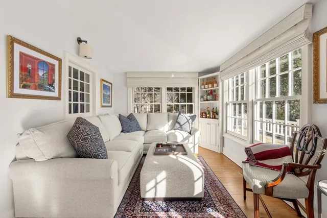 $4,950,000 | 151 Oakland Street, Wellesley, MA 02481