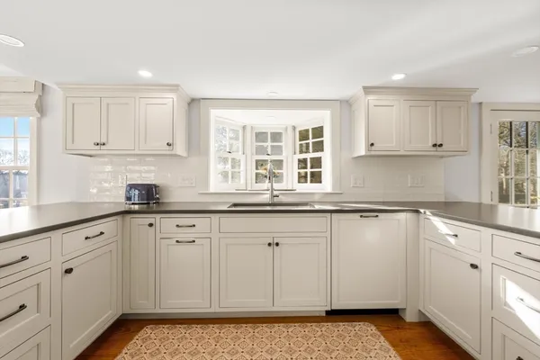 $4,495,000 | 151 Oakland Street, Wellesley, MA 02481