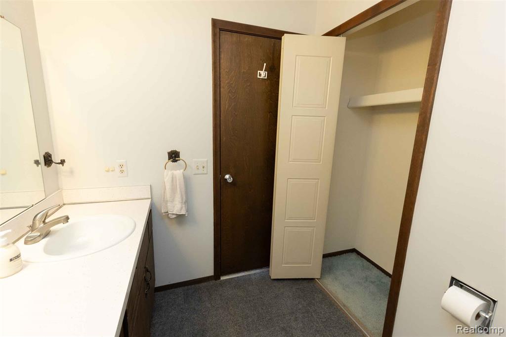 125 Cuttle Road, Unit 44 Marysville, MI 48040 - Photo 28 of 46