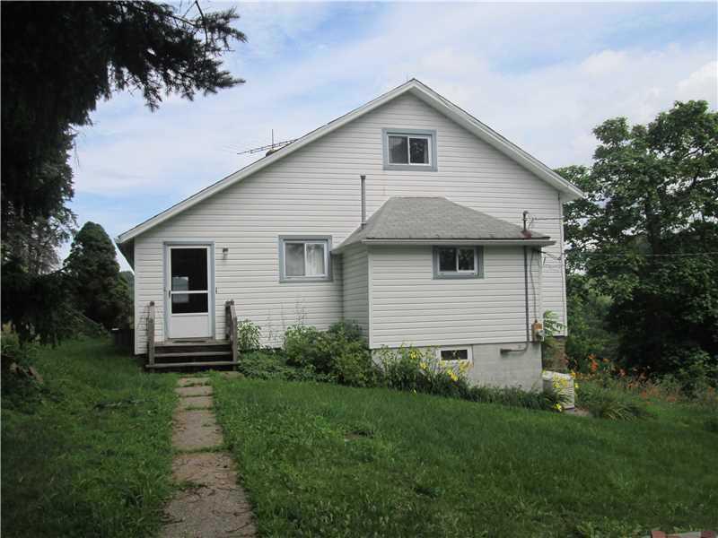 151 Rodgers Lane Butler, PA 16002 - Photo 1 of 24 Exterior Front.