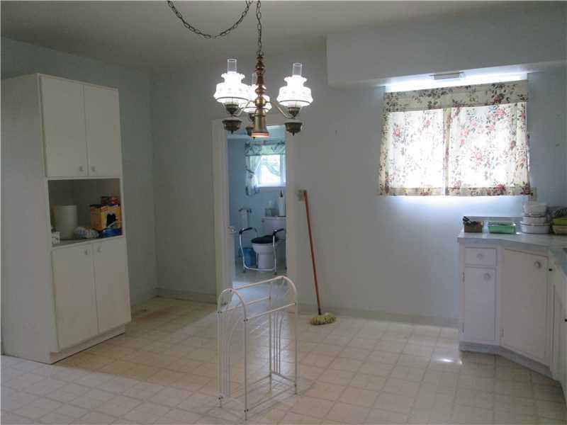 151 Rodgers Lane Butler, PA 16002 - Photo 4 of 24 Kitchen.