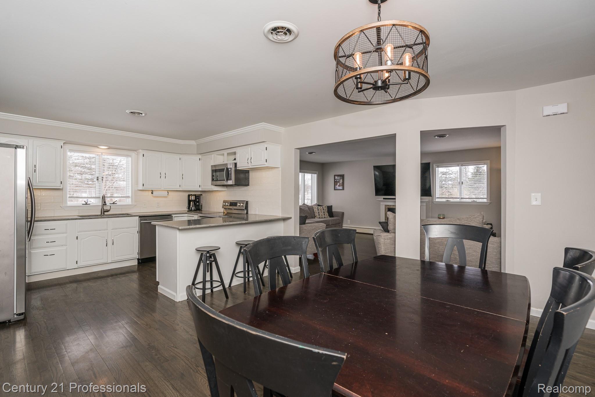 1495 North Rochester Road Oakland, MI 48363 - Photo 15 of 48 1495 Rochester Rd MLS-W016.jpg