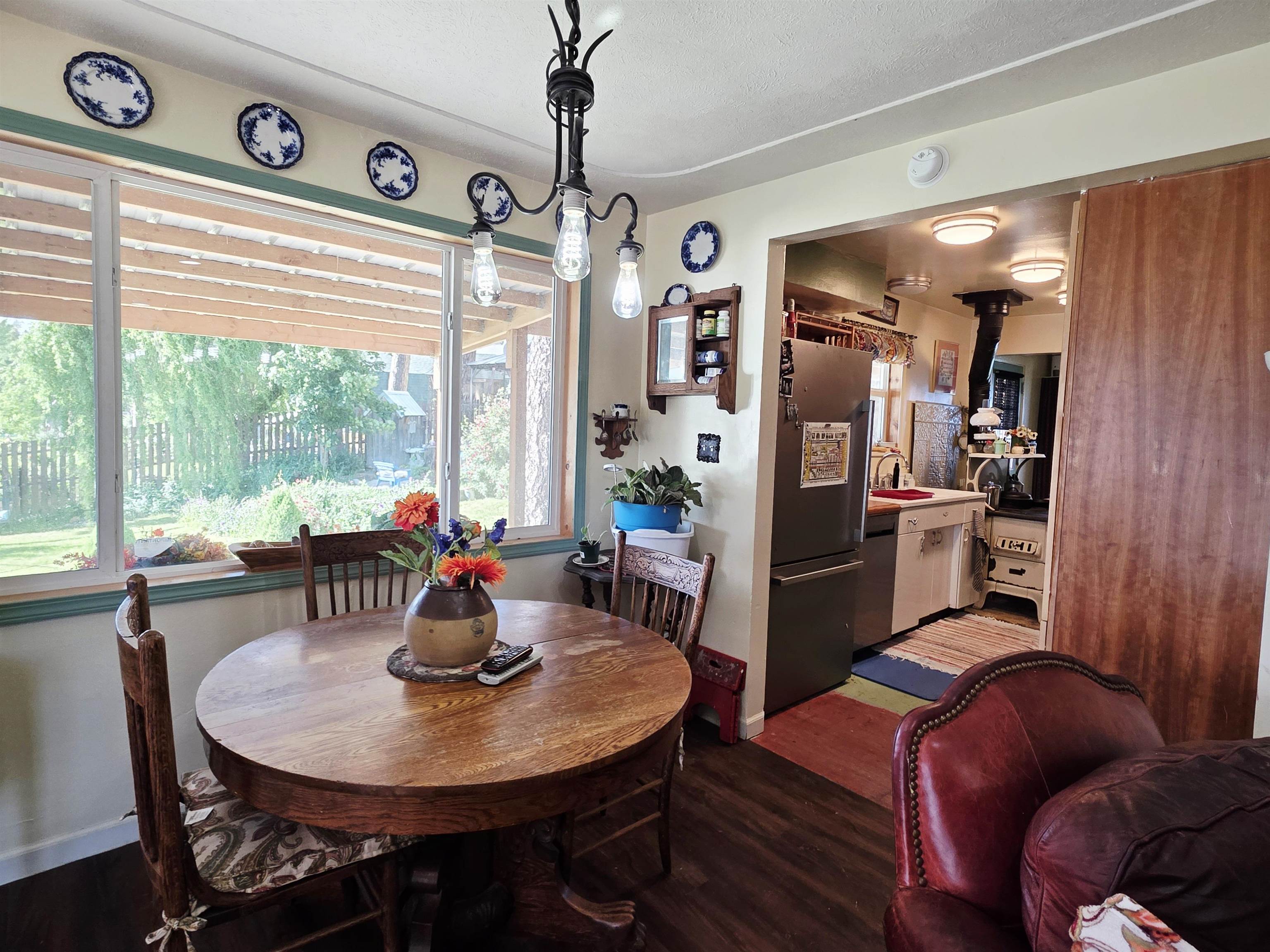 33116 Van Dissel SE Road Valley, WA 99181 - Photo 10 of 49