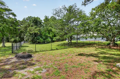 $1,019,555 | 16074 66th Court North, The Acreage, FL 33470