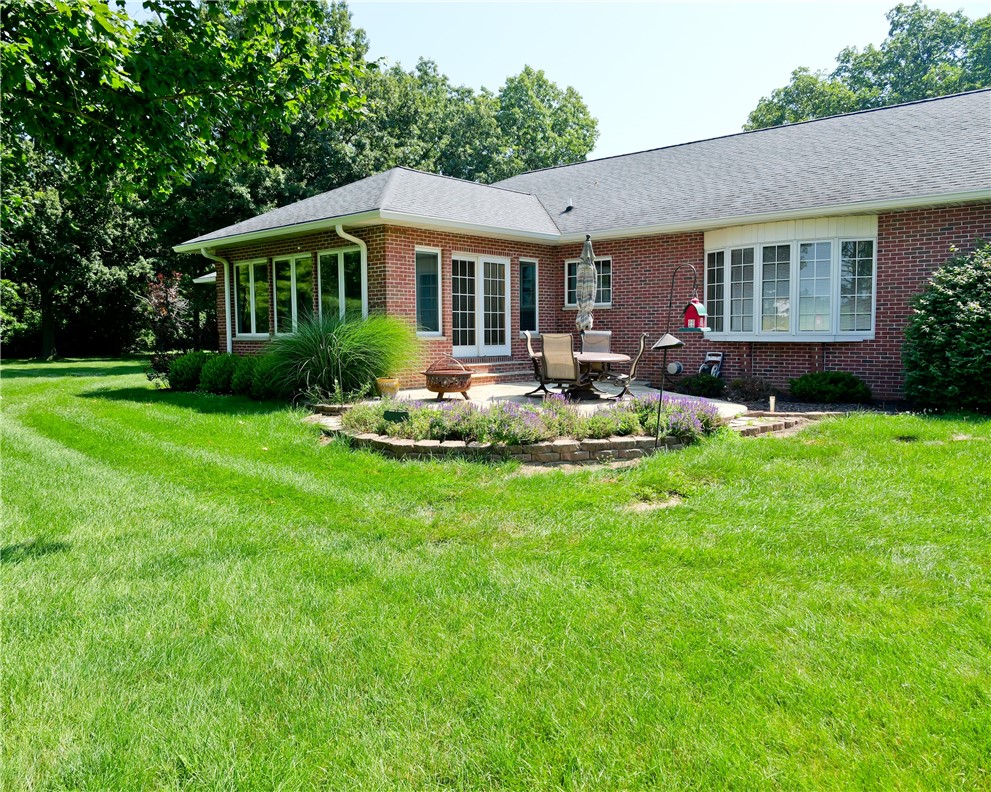 3007 Blackstone Drive Decatur, IL 62522 - Photo 3 of 45