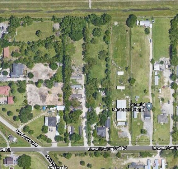 3182 Brownie Campbell Road Houston, TX 77038 - Photo 7 of 7 view of a bathroom