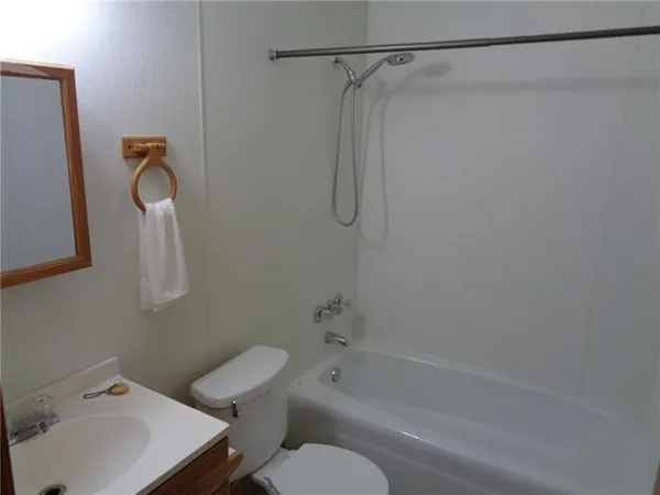 $825 | 730 Central Avenue, Unit A, Westwego, LA 70094