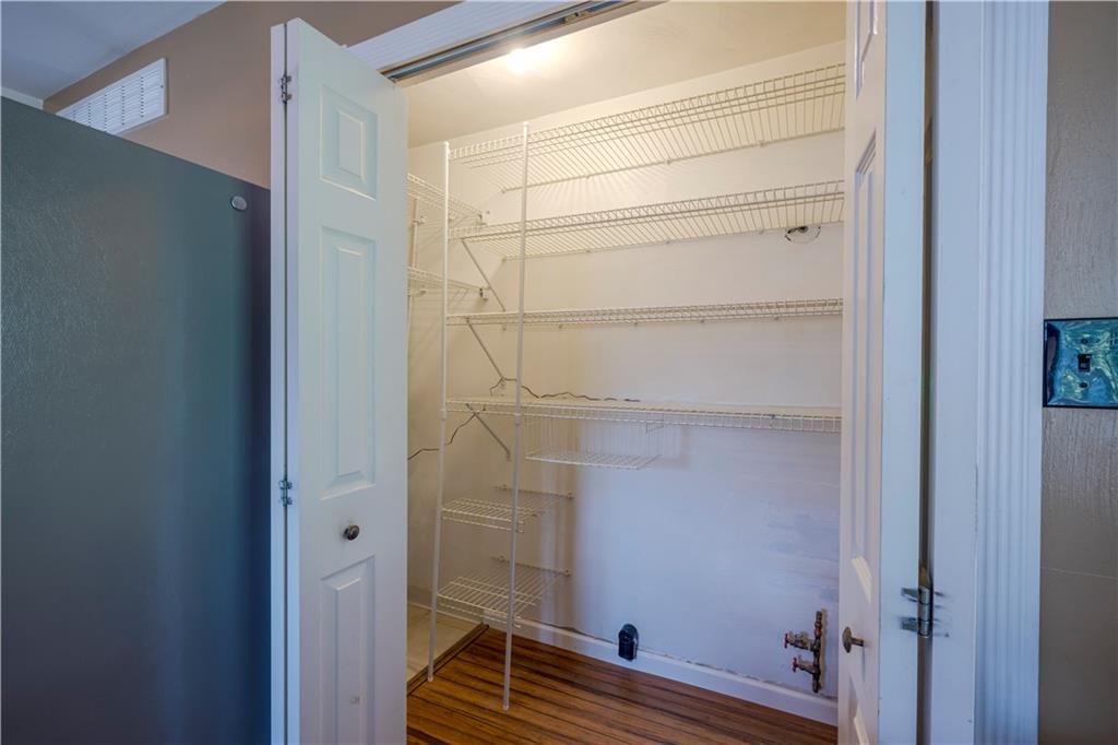 327 Beech Road Pittsburgh, PA 15239 - Photo 15 of 48