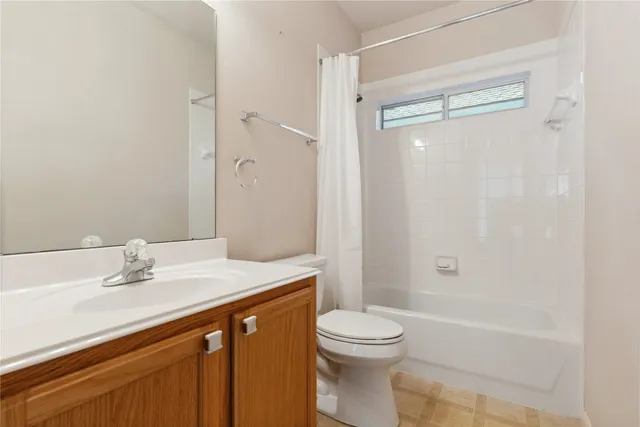 $2,100 | 7906 Fortrose Court, Houston, TX 77070