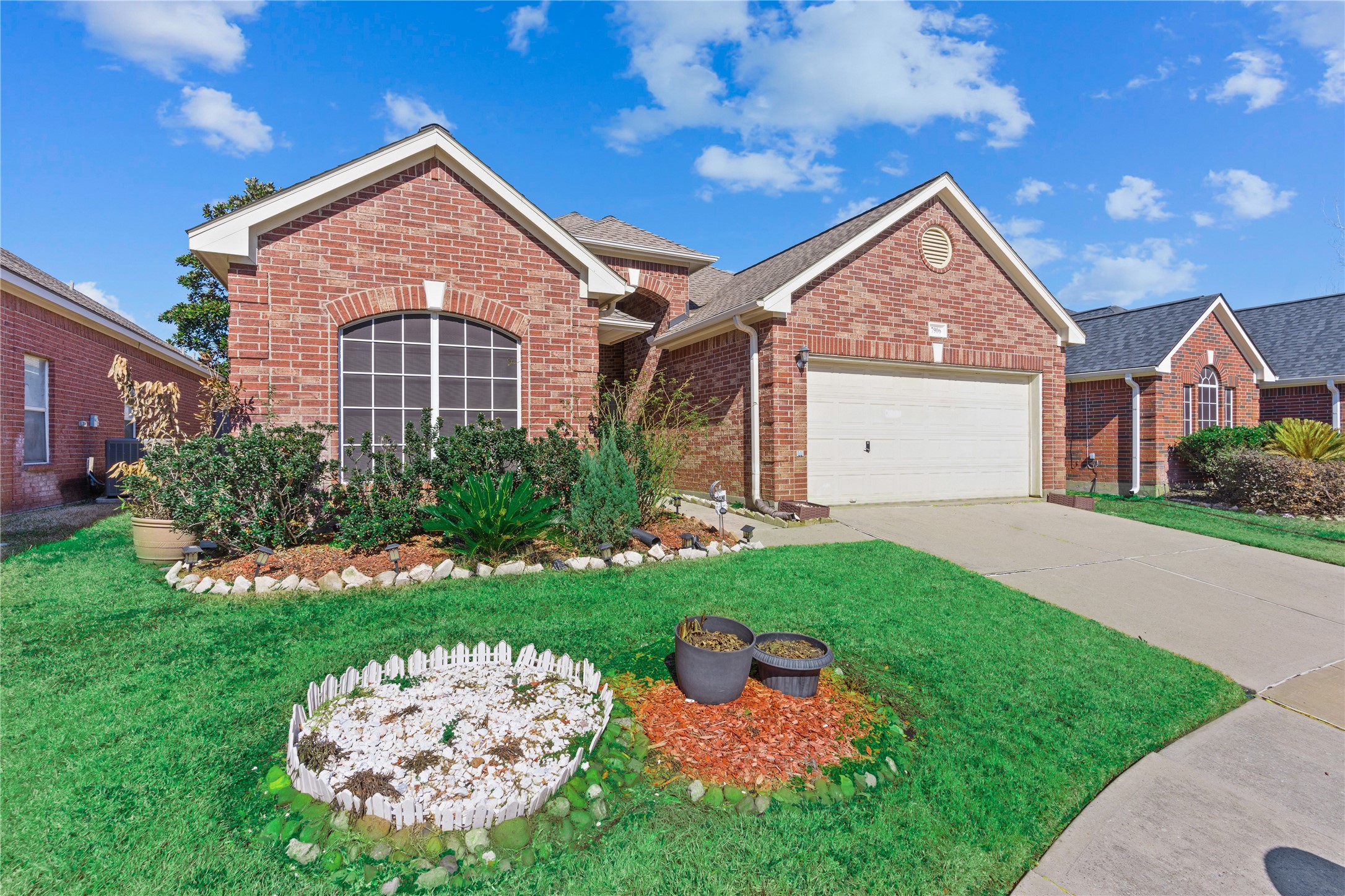 7906 Fortrose Court Houston, TX 77070 - Photo 3 of 28 front view of a house with a yard