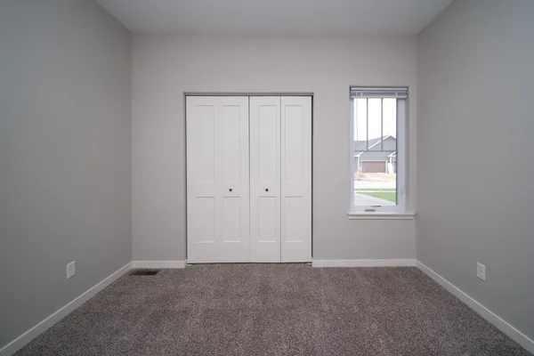 $307,435 | 632 Anjali Court, Unit L, Sycamore, IL 60178