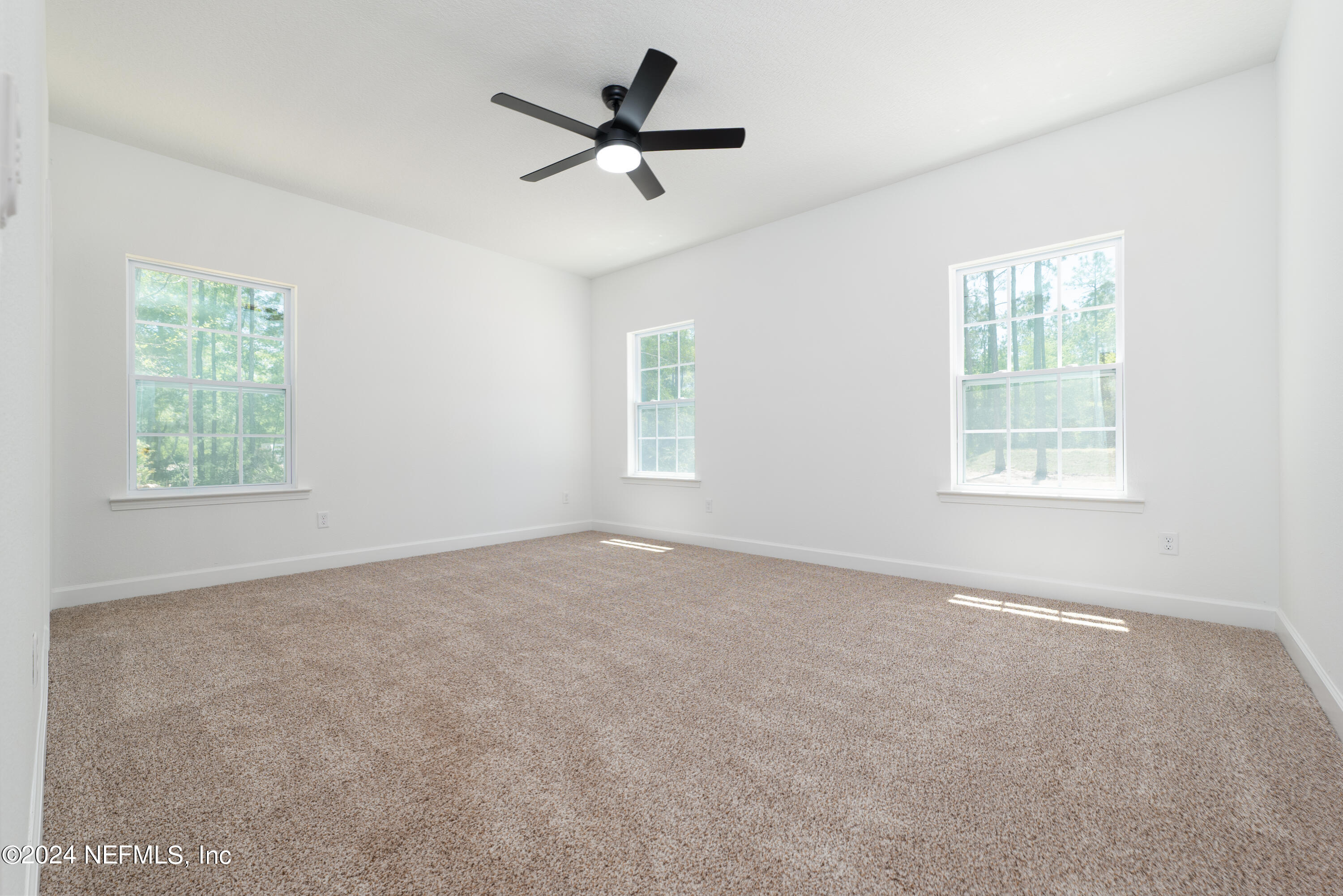 483 Kay Road Middleburg, FL 32068 - Photo 23 of 32 483KayRdMiddleburgFL-19