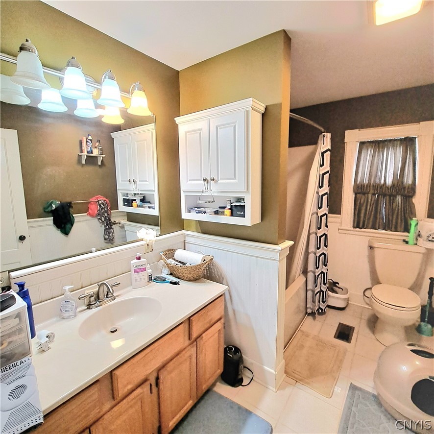 2907 Main Street Vienna, NY 13308 - Photo 27 of 35 2nd level full bath.