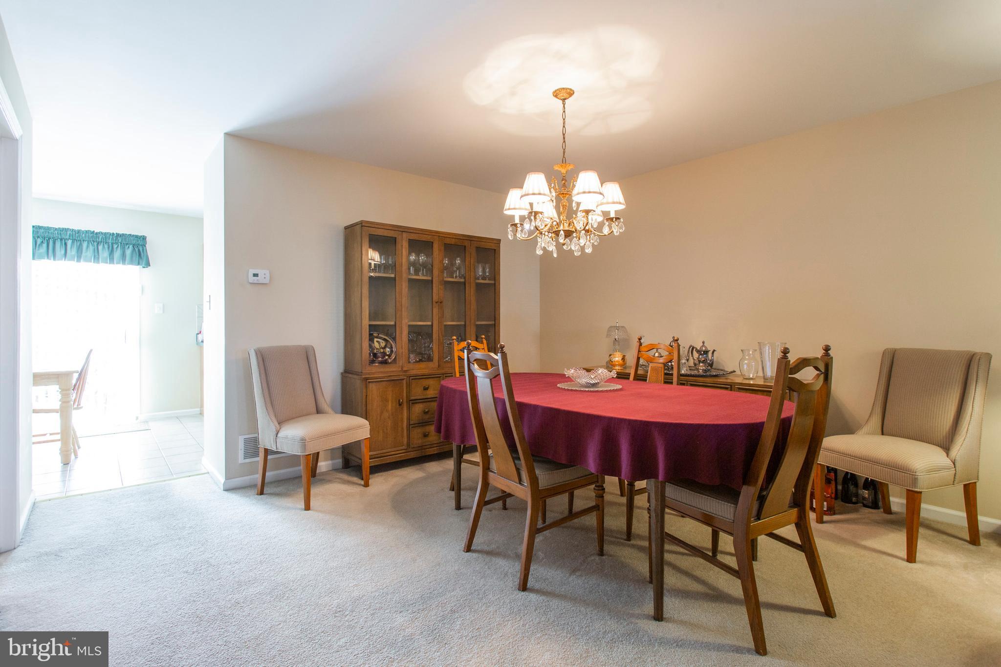 243 Springvalley Way Aston, PA 19014 - Photo 6 of 24 Gallery Image 6