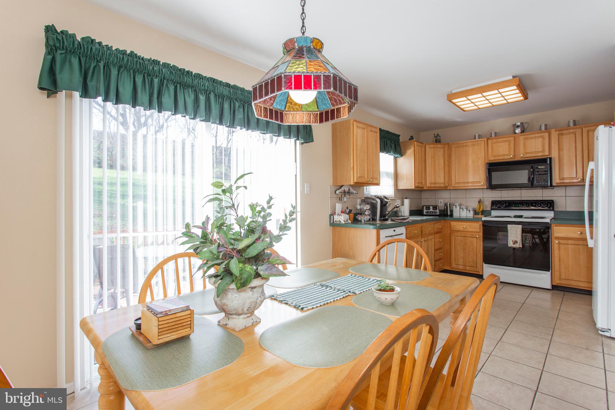 243 Springvalley Way Aston, PA 19014 - Photo 9 of 24 Gallery Image 9