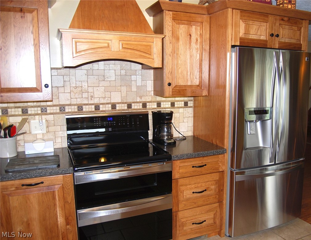 25162 Ridge Road East Rochester, OH 44625 - Photo 9 of 24 Gallery Image 9
