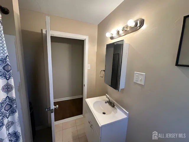 $472,500 | 2476 Princeton Pike, Lawrence Township, NJ 08648