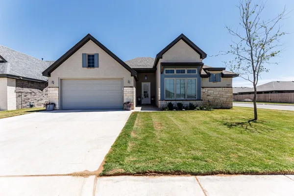 $398,999 | 5203 Quincy Avenue, Lubbock, TX 79407