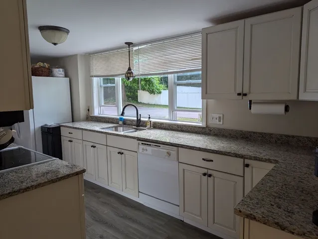 $3,000 | 95 Providence Street, Unit B, Mendon, MA 01756