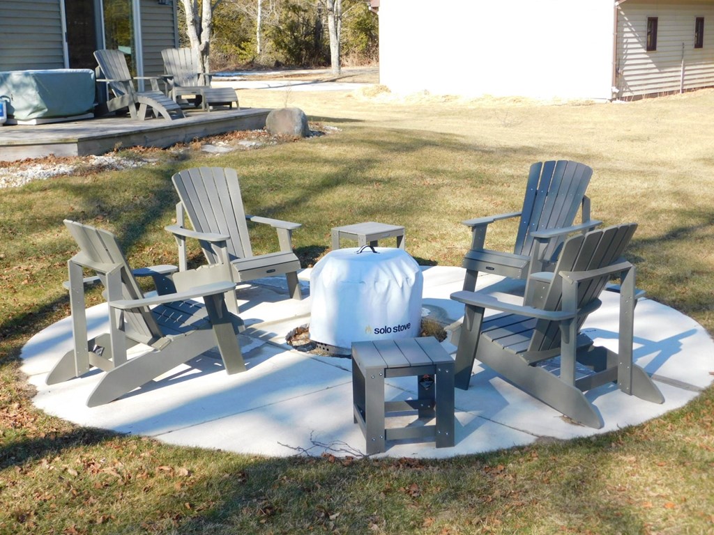 158 Clar Lin Road Algoma, WI 54201 - Photo 5 of 59
