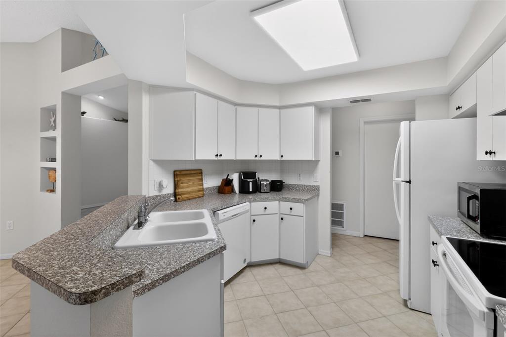 4563 Bayridge Court Spring Hill, FL 34606 - Photo 11 of 28