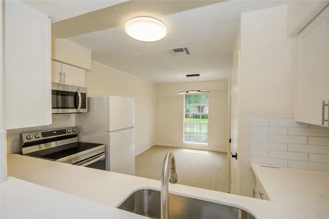 $1,490 | 12803 High Star Drive, Houston, TX 77072