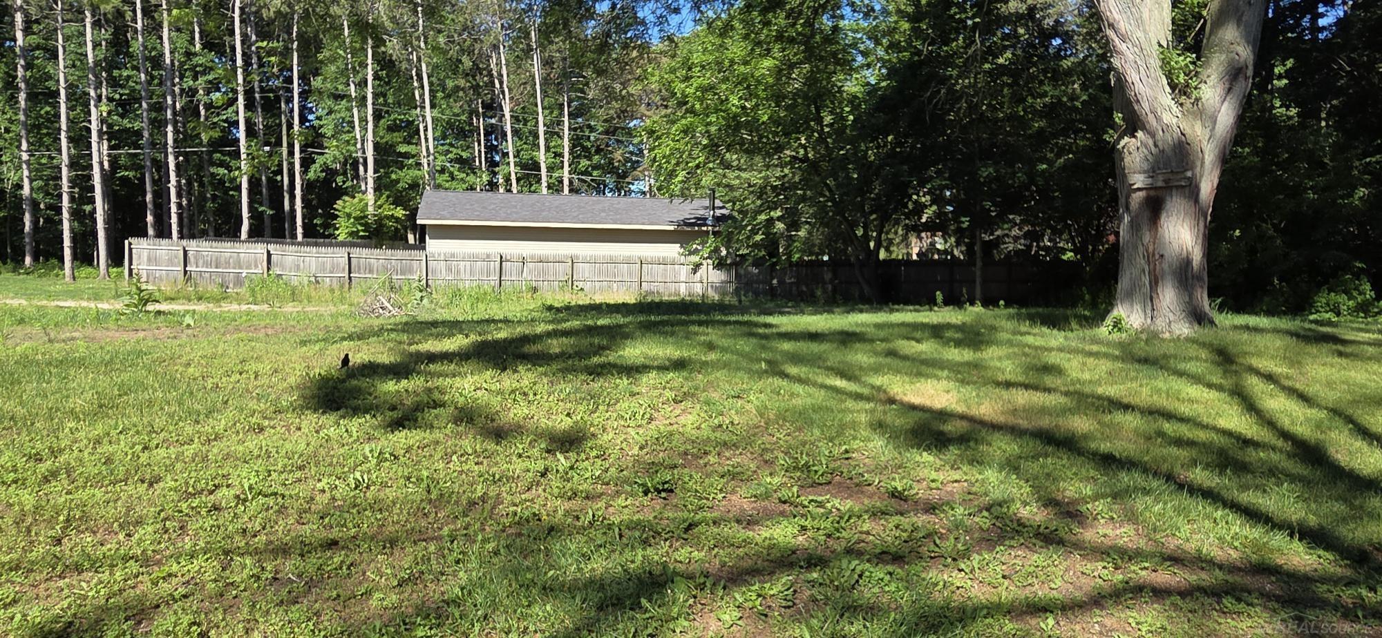 4579 Lakeshore Road Fort Gratiot, MI 48059 - Photo 3 of 34