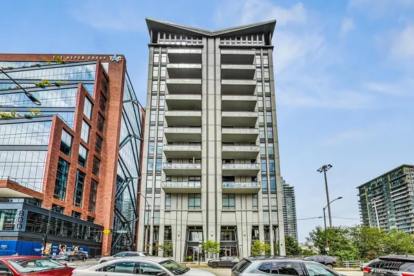 $425,000 | 740 West Fulton Street, Unit 1010, Chicago, IL 60661