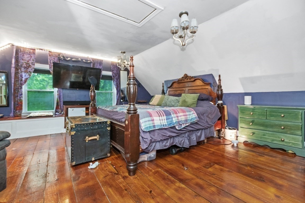 5 Marden Street Saugus, MA 01906 - Photo 14 of 23
