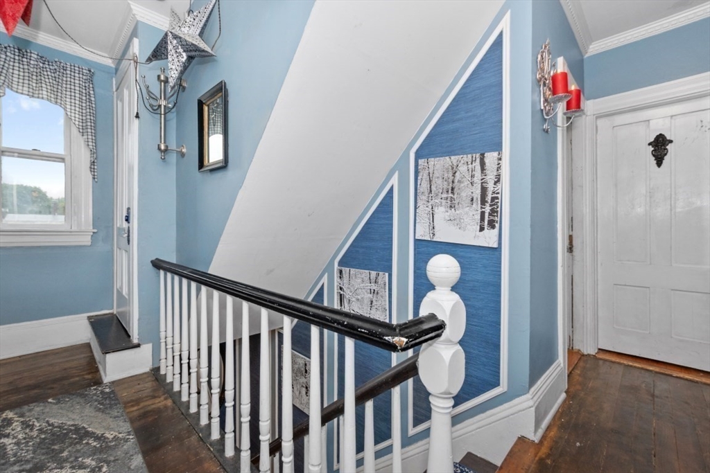 5 Marden Street Saugus, MA 01906 - Photo 10 of 23
