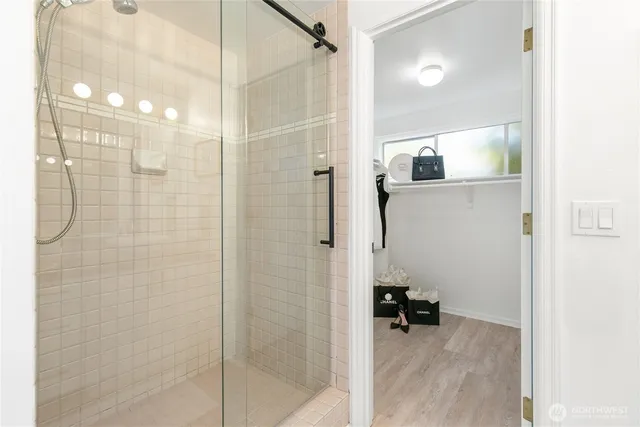 $4,500,000 | 8840 Northeast 24th Street, Clyde Hill, WA 98004