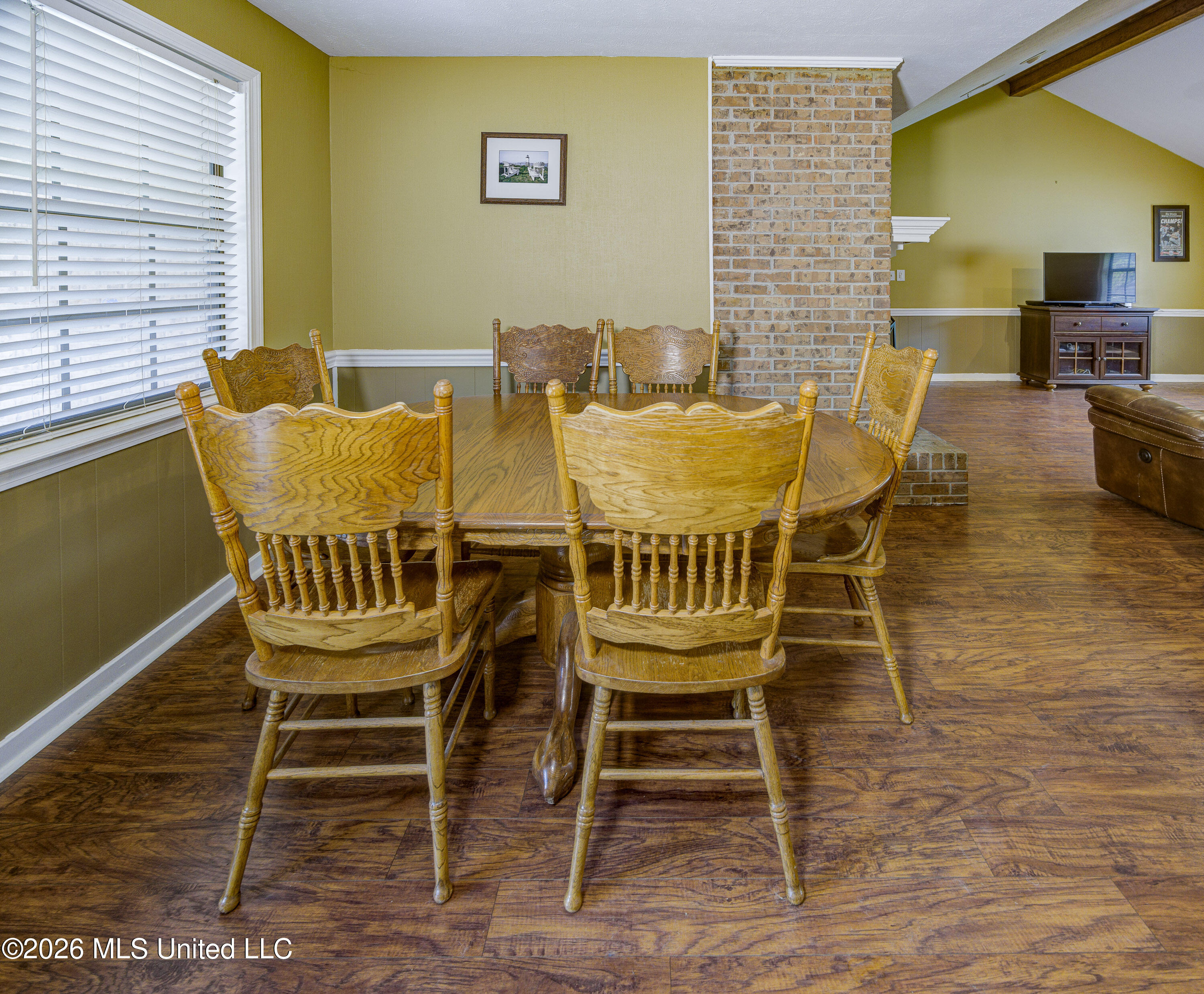 103 Erin Cove Clinton, MS 39056 - Photo 11 of 39 12 Kitchen Dining Area 2