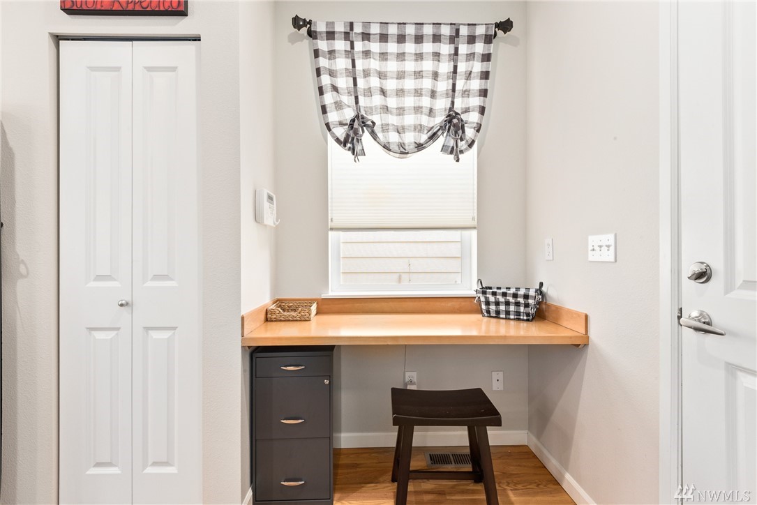23905 33rd Drive Southeast, Unit 21 Bothell, WA 98021 - Photo 12 of 38