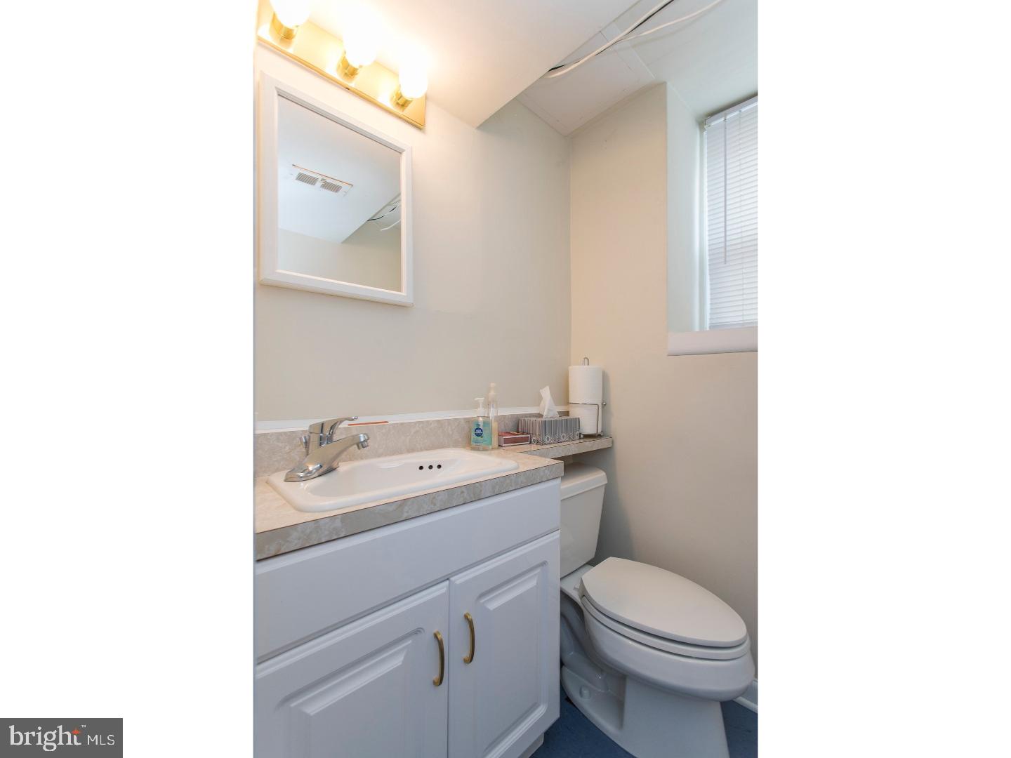 614 Wanamaker Road Jenkintown, PA 19046 - Photo 19 of 20 Half Bath