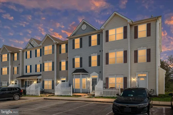 $375,000 | 1725 Barnett Court, Severn, MD 21144